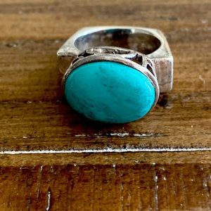 Retired Silpada 925 Sterling Turquoise ring